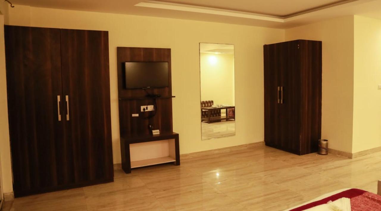 Basoya Farm 2Bhk Villla With Pool - 10 Min Away From Chattarpur Faridabad Exterior foto